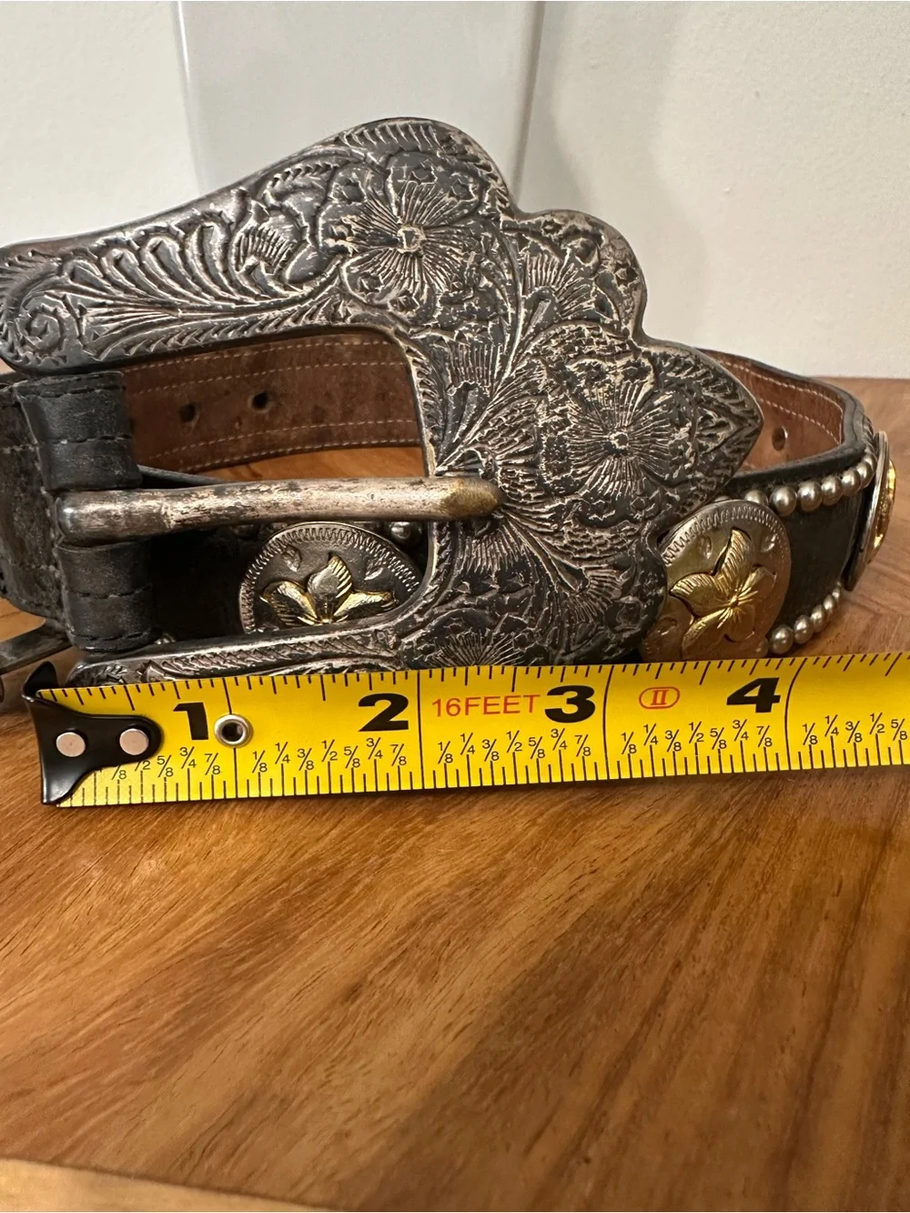 Vtg Studded Silver Gold Toned Conchos Western Leather Belt SZ S/M Ornate Buckle